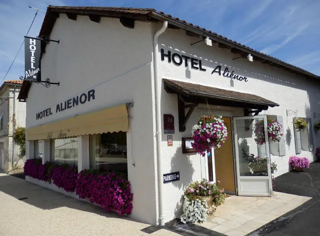 HÔTEL ALIENOR