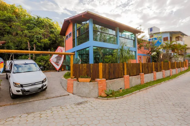 WindHouse Beach Hostel