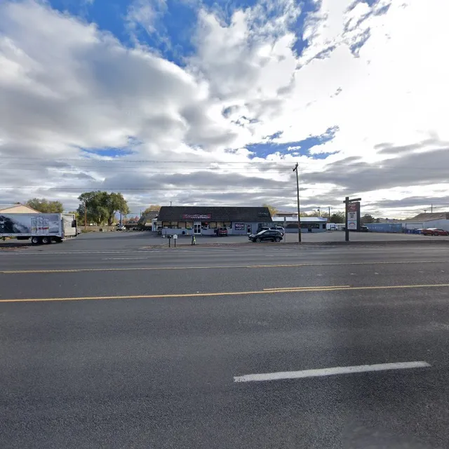 The Buggy Stop Market