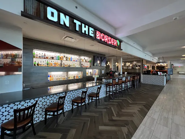 Barry's Bistro Bar & Grill McAllen