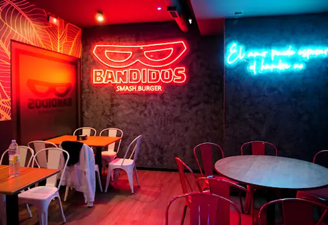 Bandidos Smash Burger Jaén