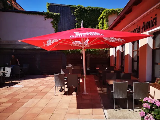 Ristorante & Pizzeria Amici