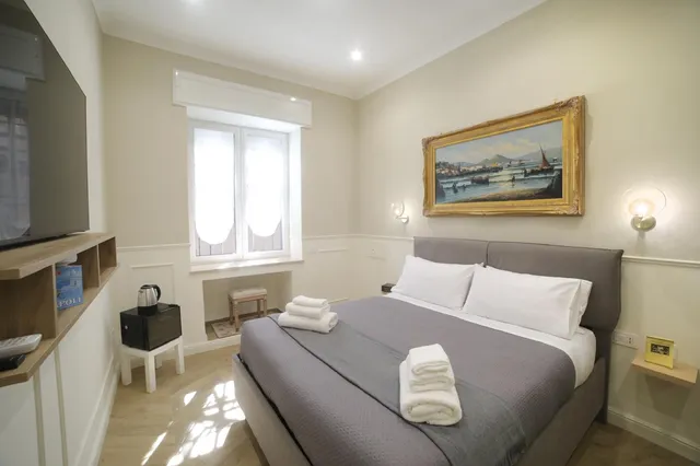 vico croce suite, spaccanapoli