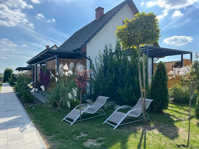 "ZACISZE BAŁTÓW" Domki całoroczne-Sauna, Jacuzzi-Domki Bałtów-Noclegi Bałtów-Wynajem Domków