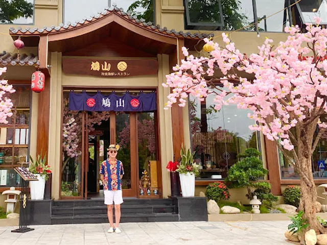 Nhà Hàng Hatoyama - Hạ Long