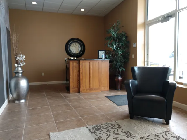 Grand Lake Galleria Business Complex