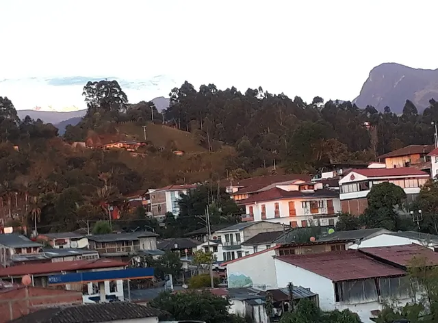 hostal 3 leones salento