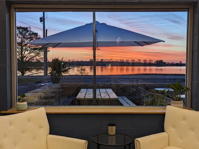 Chicot Coffee & Cafe