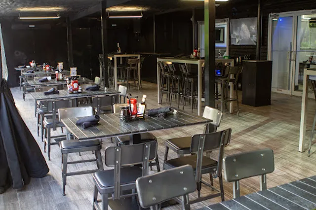 Fin & Feathers Restaurants