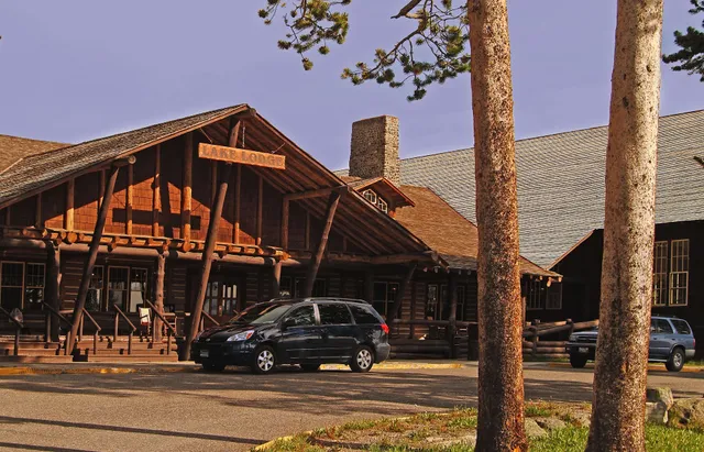 Lake Lodge Cabins