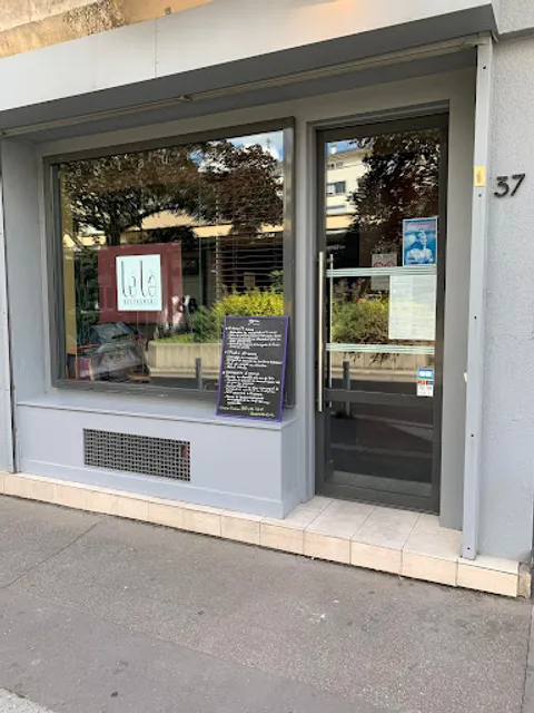 Lé Là Restaurant
