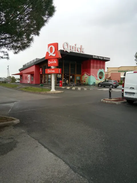 Quick Niort Mendès-France