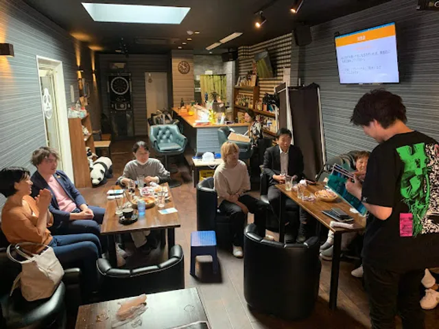 Second stage MONOQLO CYALUME