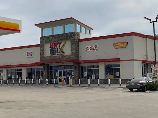 Big Madre Tacos y Tortas - Hwy 6 Travel Center