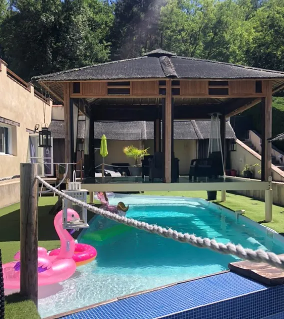 DOMAINE 2 LA TOUR - Suite & Spa