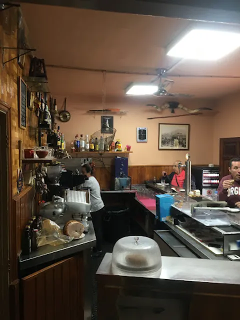 Bodegon Fermin En Guamasa