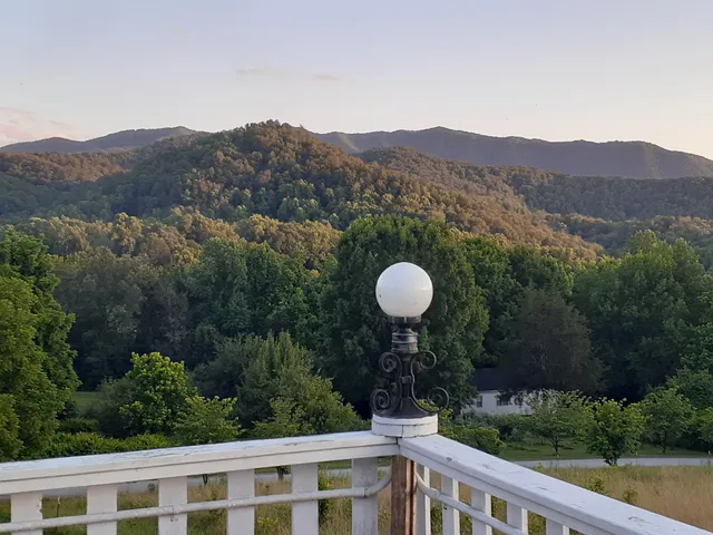 Old Smoky Mountain Cabins