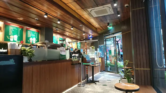 Phuc Long Coffee & Tea