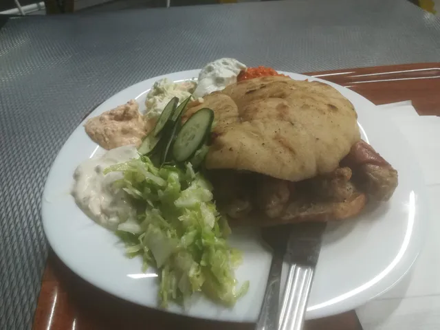 Cap Cap (stari zanatski centar)