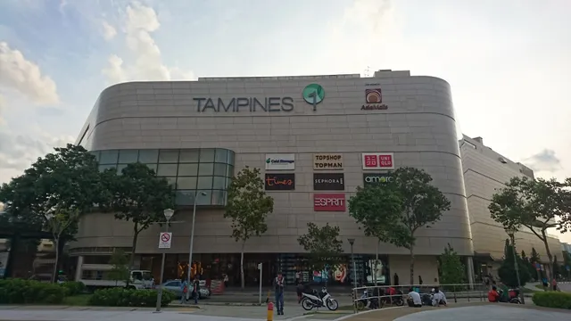 Tampines 1