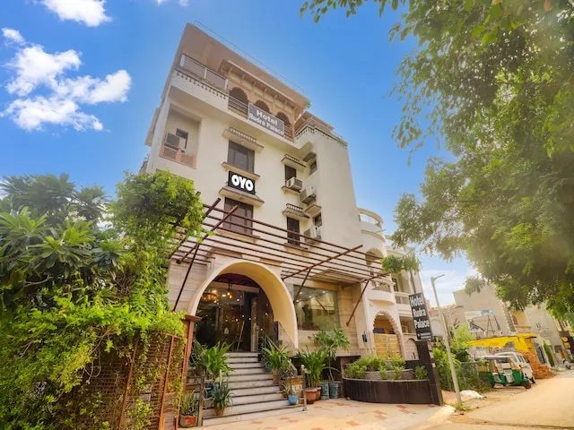 OYO Flagship HOTEL RUDRA PALACE