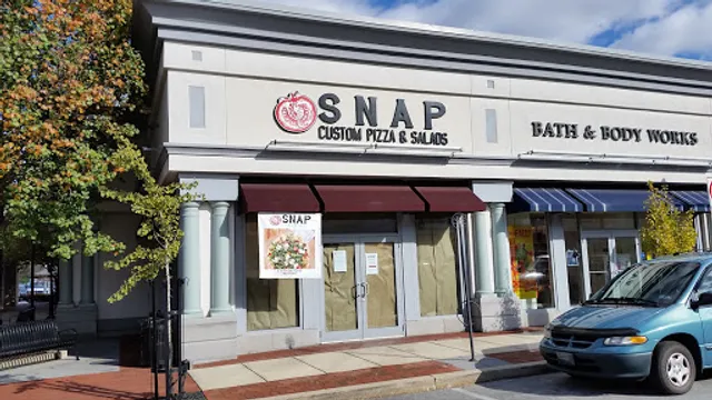 Snap Custom Pizza