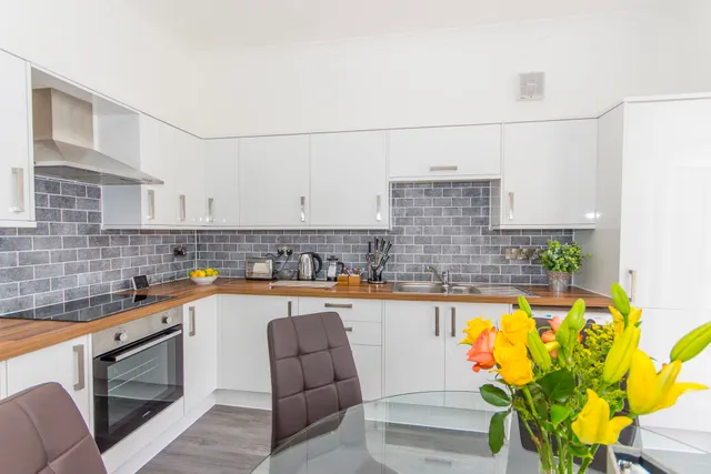 PureServiced Admiralty Street