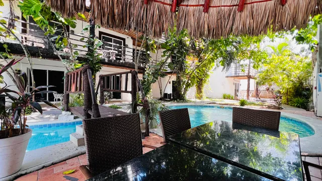 Mayan Art Hotel 10 avenue