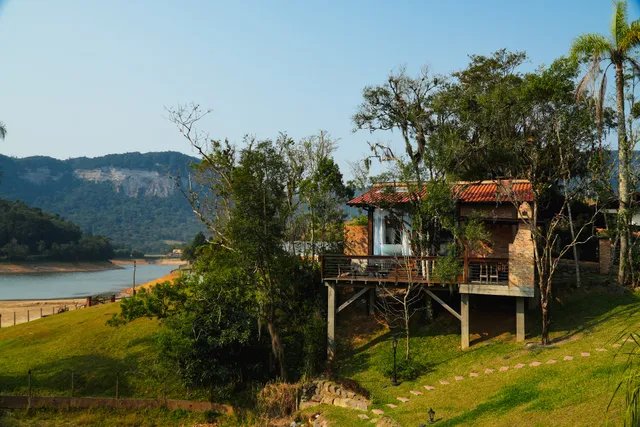 Pousada Cantos da Barragem