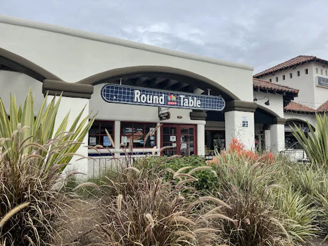 Round Table Pizza