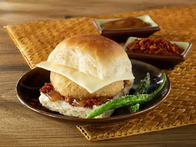 Goli Vada Pav No.1