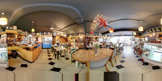 the QUARTER, Piccadilly