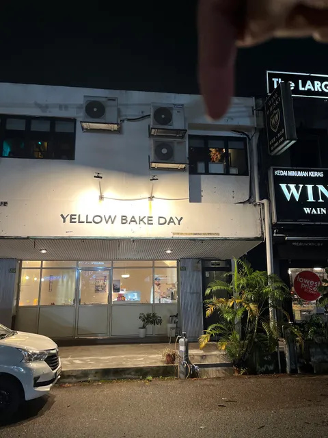 Soluble Solids Cocktail Bar