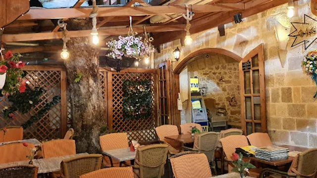 Fainos Restaurant