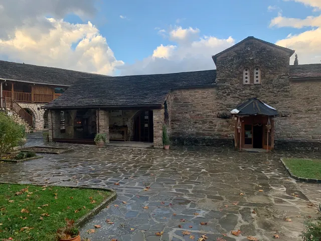 Helios Epirus - Traditional Guesthouse and Apartments