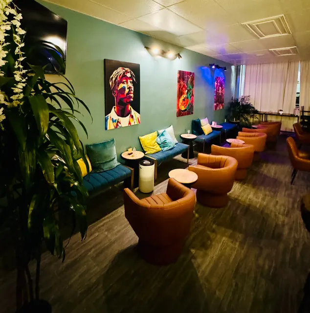 1945 Restaurant Bar and Lounge