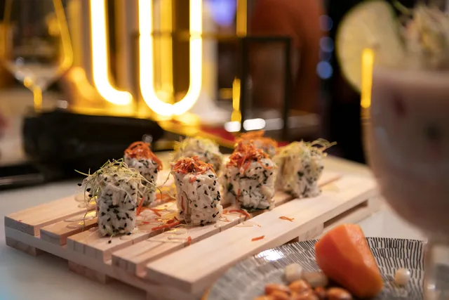 Tsunami Nikkei Chamberi