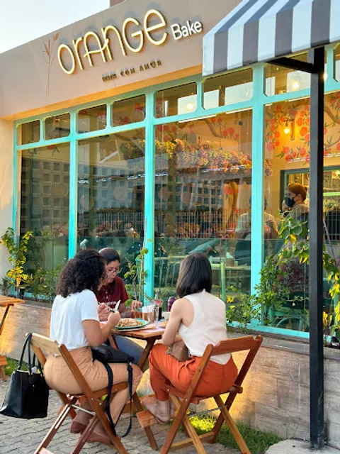 OrangeBake Café