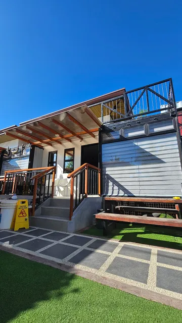 Jolie Joes Transient House