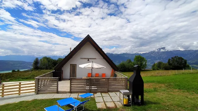 Chalet Coste De Mai ( codice cin: IT025060C2UVG2W6HT)