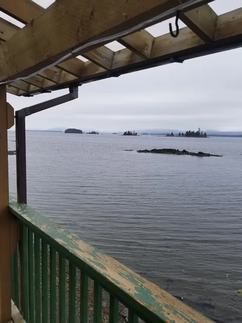 Waterfront Lodge Kake