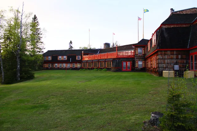 The Naniboujou Lodge & Restaurant