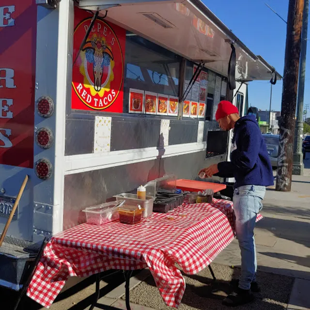 El Cabo Pepe's (Pepe's Red Tacos)