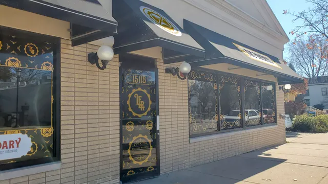 Legendary Escape Rooms & Axe Throwing