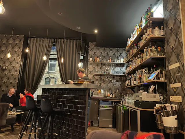 Fox Den Cocktail Bar