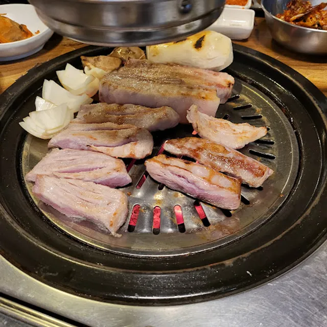 돈통구이