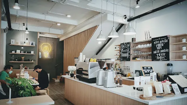 Ruang Konspirasi - KOPI + INSPIRASI