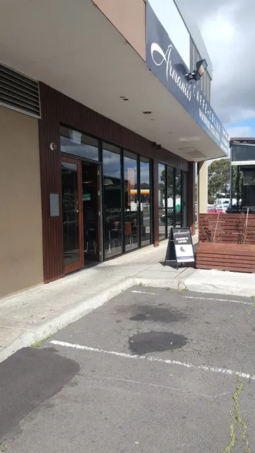 Gladstone Park Shopping Centre