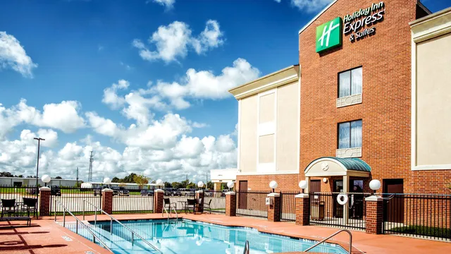 Holiday Inn Express & Suites Waller - Prairie View by IHG