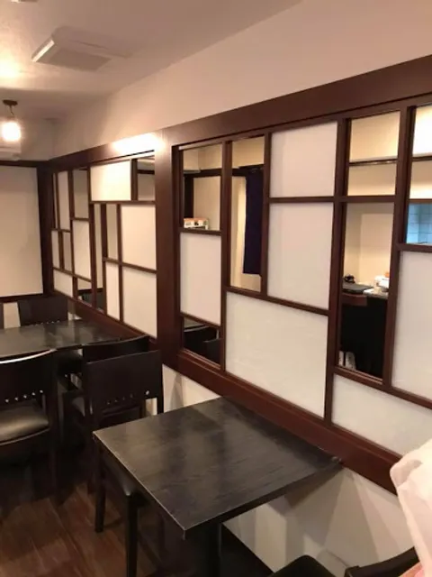 Yotsuya Arakicho Washokuto Washu Ogata